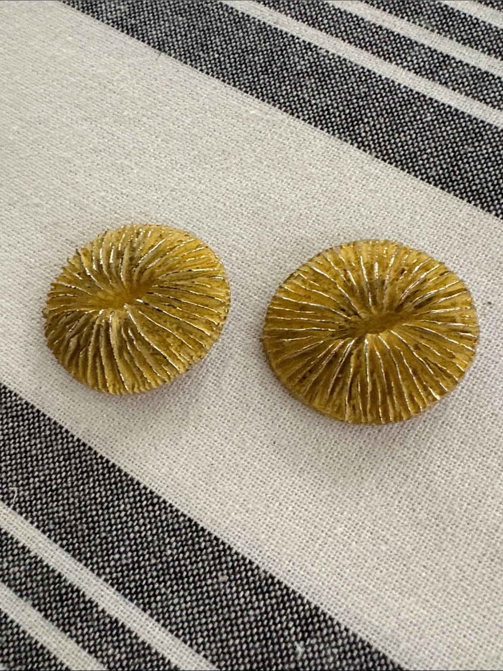 Vintage signed Gold Textured Mosell Round Oval Clip-On Earrings